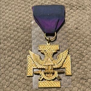 Vintage SPES MEA IN DEO EST 32 double eagle Freemason metal